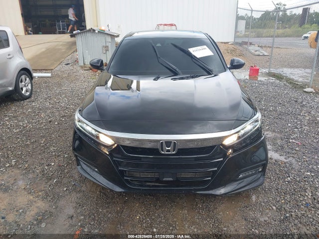 Honda l15be 2018 1HGCV1F41JA027557 Image 13