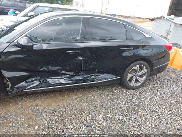 Honda l15be 2018 1HGCV1F41JA027557 Image 6