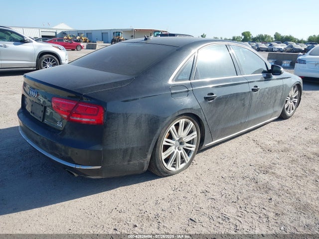 2011 AUDI A8 WAUAVAFD6BN000996 Photo 3
