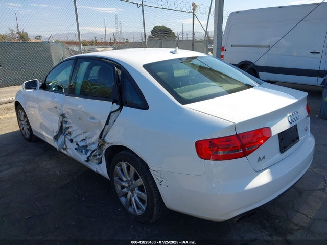 2014 AUDI A4 WAUBFAFL3EN017283 Photo 2