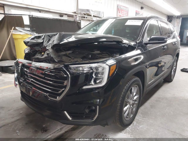 3GKALPEV1NL165241 GMC lyx