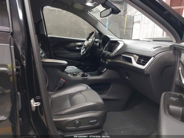 3GKALPEV1NL165241 GMC lyx