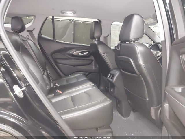 3GKALPEV1NL165241 GMC lyx