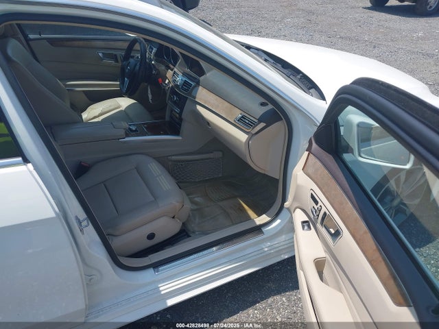 WDDHF5KB3EA950759 Mercedes-Benz E-Class