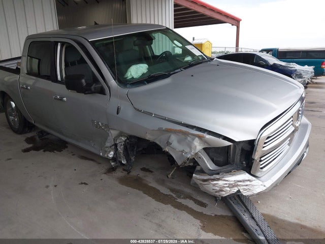 1C6RR6LG1FS561739 RAM 1500