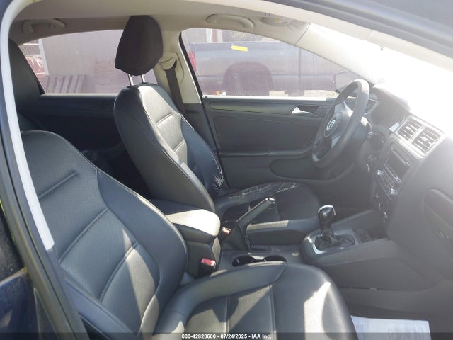 3VWD17AJ0EM367612 Volkswagen 2014