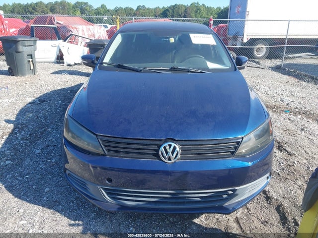 3VWD17AJ0EM367612 Volkswagen 2014