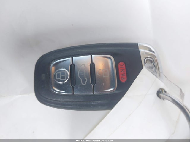 2011 AUDI A4 WAUHFAFL2BN049471 Photo 10