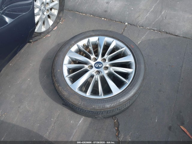 JN1EV7AP0JM353640 Infiniti Q50