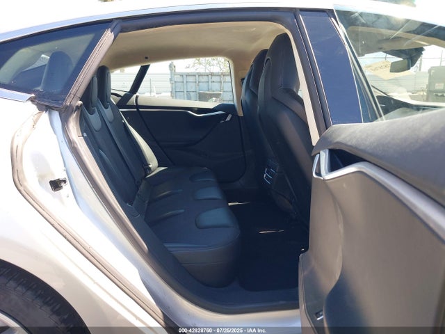 2015 TESLA MODEL S 5YJSA1E13FF115411 Photo 7
