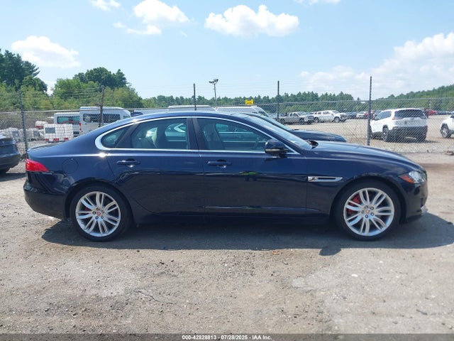 Jaguar s/c lev3 sulev30 2016 SAJBK4BV2GCY20268 Image 13