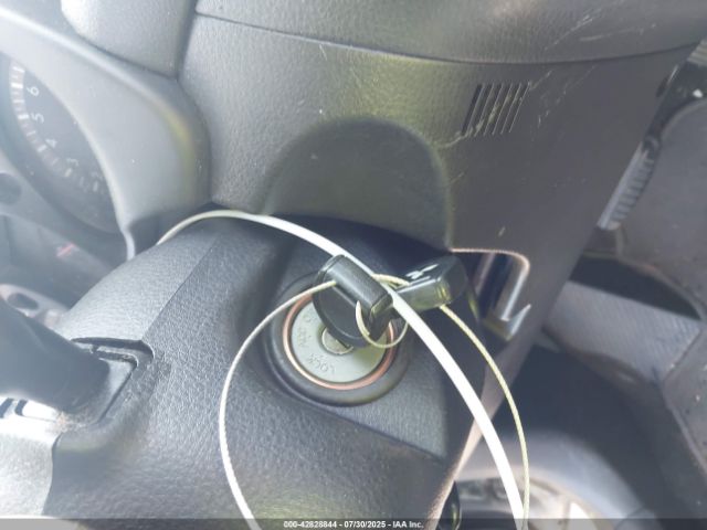 2005 MITSUBISHI OUTLANDER JA4LZ31F75U039881 Photo 10