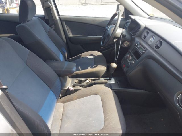 2005 MITSUBISHI OUTLANDER JA4LZ31F75U039881 Photo 4