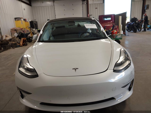 5YJ3E1EA6KF466784 Tesla MODEL 3