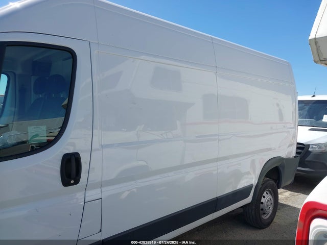 3C6TRVDG8JE158545 RAM 2018