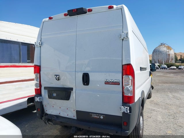 3C6TRVDG8JE158545 RAM 2018