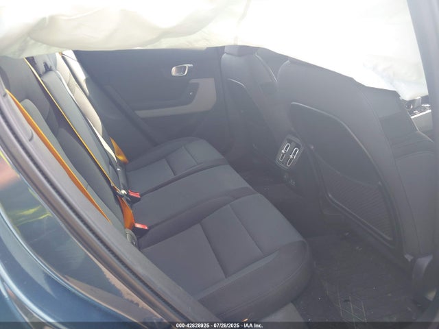 Polestar e400v6 2022 LPSED3KA7NL052550 Image 8