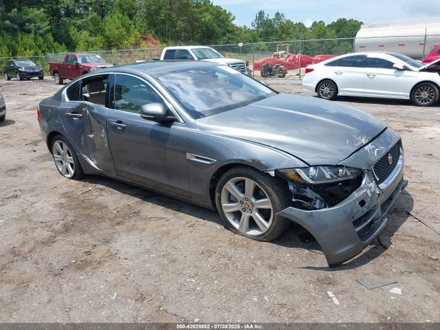2017 JAGUAR XE SAJAE4BG1HA966582 Photo 0