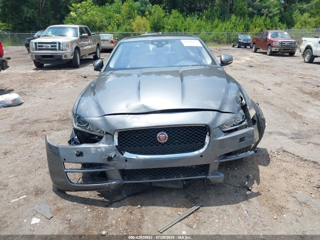 2017 JAGUAR XE SAJAE4BG1HA966582 Photo 5