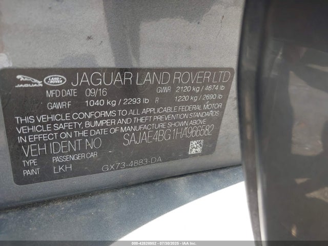 2017 JAGUAR XE SAJAE4BG1HA966582 Photo 8