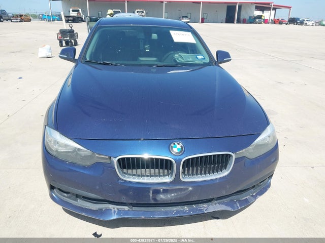 WBA8E1G56GNT36984 BMW 320i