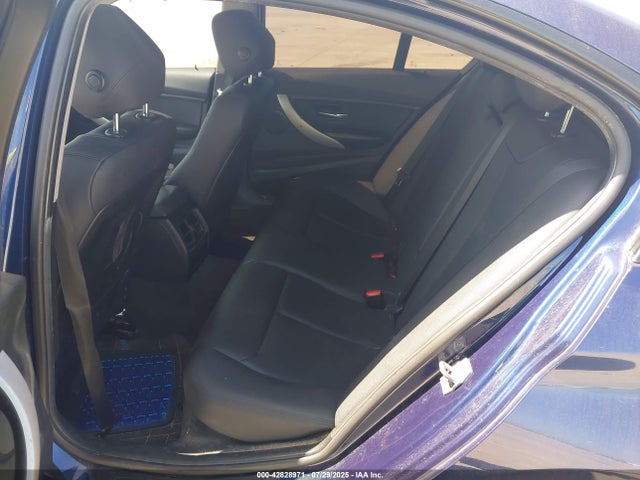 WBA8E1G56GNT36984 BMW 320i