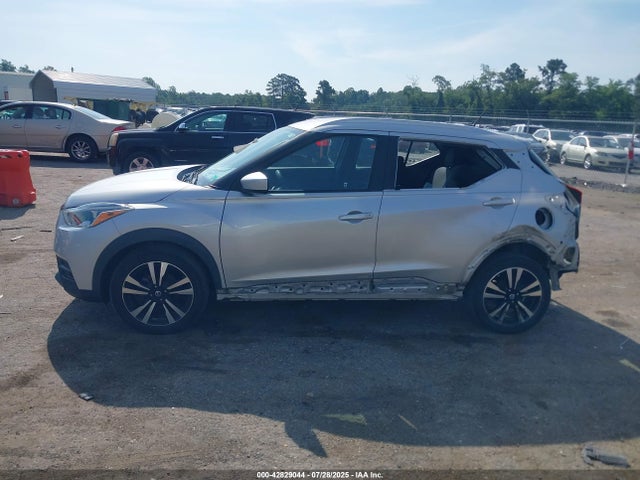 Nissan Kicks 2019 3N1CP5CU4KL498703 Image 14