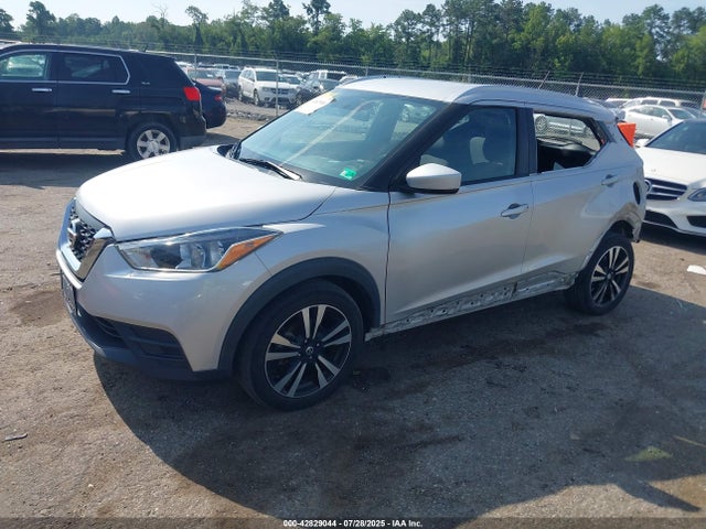 Nissan Kicks 2019 3N1CP5CU4KL498703 Image 2