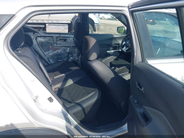 Nissan Kicks 2019 3N1CP5CU4KL498703 Image 8