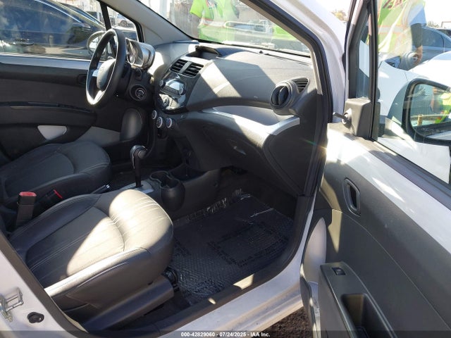 Chevrolet ll0 2015 KL8CB6S92FC752658 Image 5