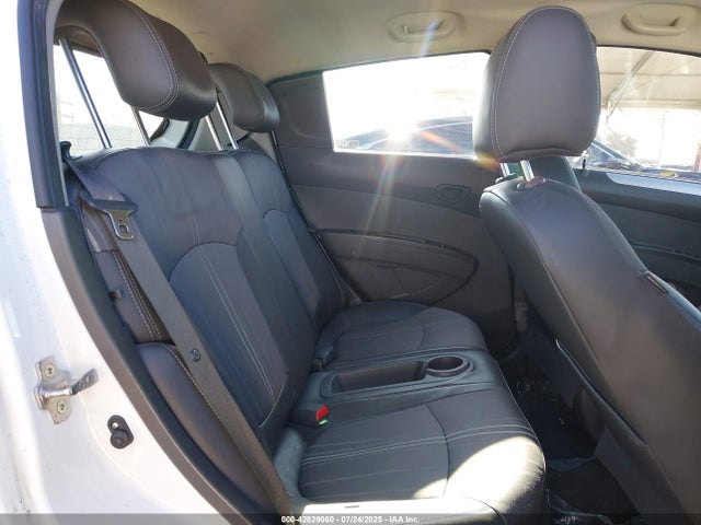 Chevrolet ll0 2015 KL8CB6S92FC752658 Image 8