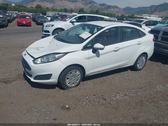3FADP4AJ3FM176581 Ford 2015