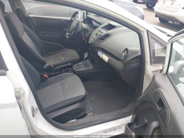 3FADP4AJ3FM176581 Ford 2015