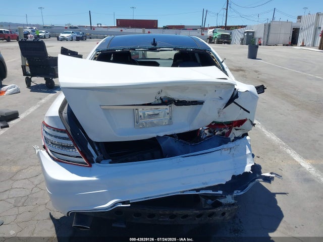 WDDGJ4HB1EG328265 Mercedes-Benz 2014