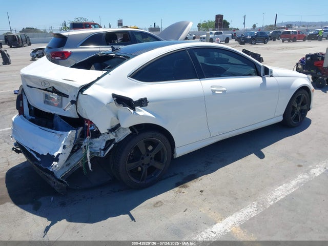 WDDGJ4HB1EG328265 Mercedes-Benz 2014