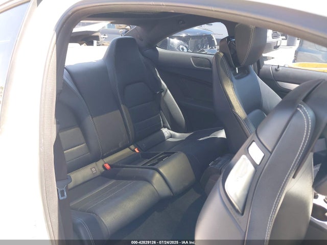 WDDGJ4HB1EG328265 Mercedes-Benz 2014