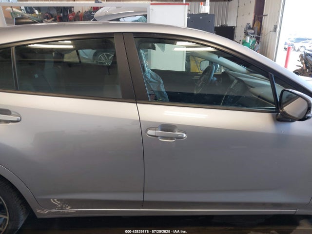 JF1GUAFC5R8868266 Subaru na