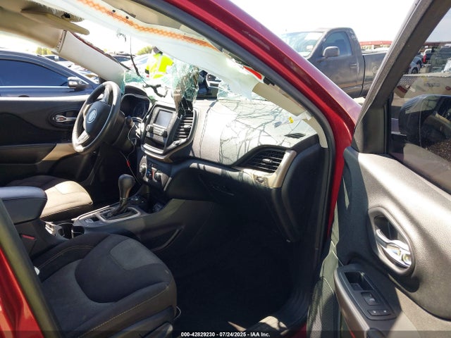 1C4PJMAB9HW571403 Jeep Cherokee