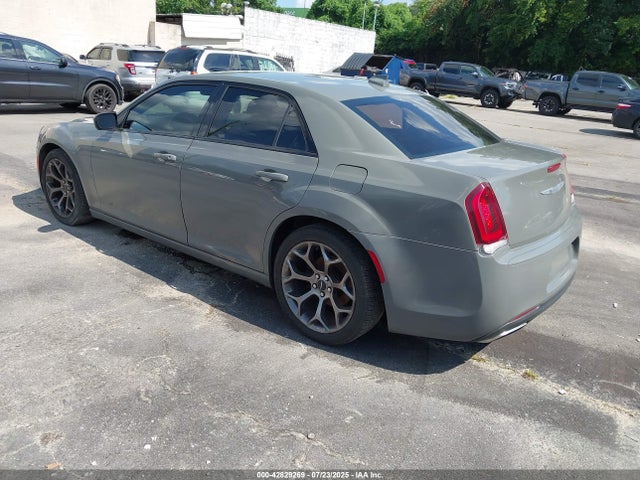 Chrysler 300 2018 2C3CCABG5JH143001 Image 3