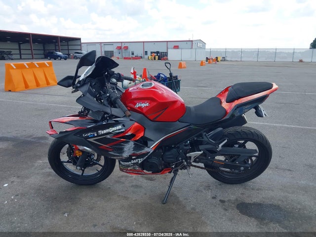 Kawasaki Ninja 400 2019 JKAEXKG18KDA33249 Image 13
