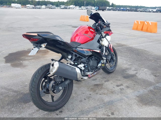 Kawasaki Ninja 400 2019 JKAEXKG18KDA33249 Image 4