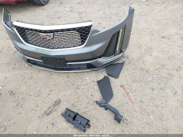 1GYKPCRS2MZ197419 Cadillac lgx