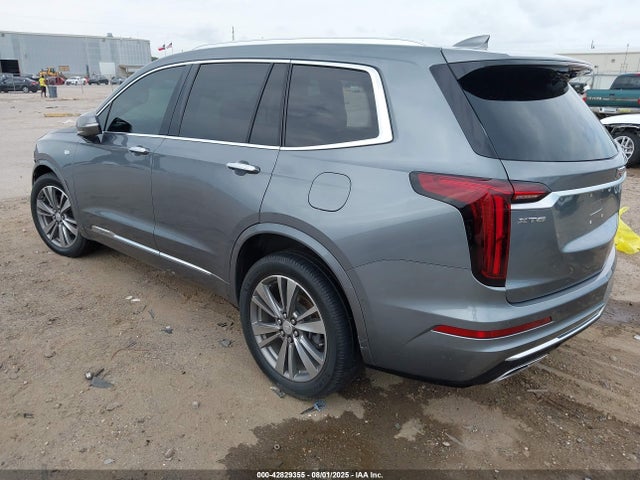 2021 CADILLAC XT6 1GYKPCRS2MZ197419 Photo 2