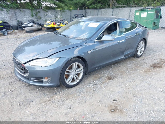 2013 TESLA MODEL S 5YJSA1CN7DFP04318 Photo 1