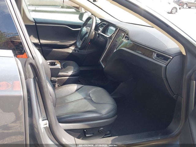 2013 TESLA MODEL S 5YJSA1CN7DFP04318 Photo 4