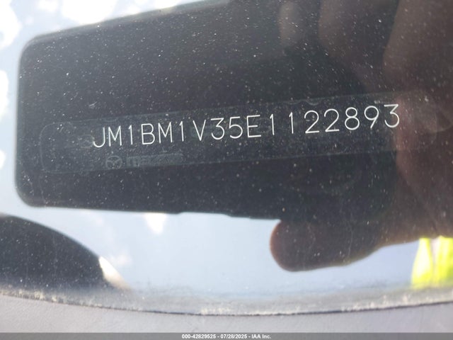 Mazda py 2014 JM1BM1V35E1122893 Image 9