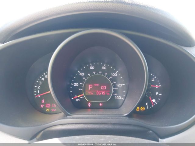 2019 KIA SOUL KNDJN2A26K7021561 Photo 6