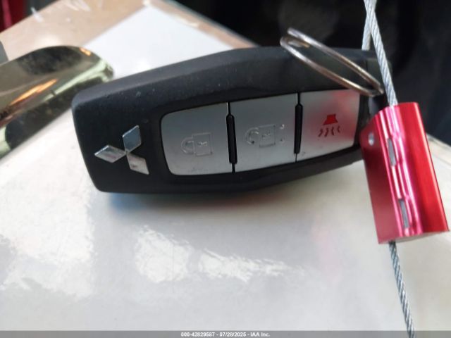 2022 MITSUBISHI OUTLANDER JA4J3TA8XNZ053402 Photo 10