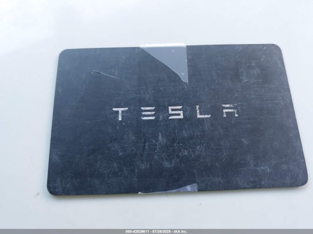 2025 TESLA MODEL 3 5YJ3E1EAXSF988818 Photo 10
