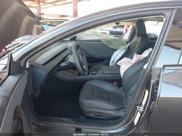 2025 TESLA MODEL 3 5YJ3E1EAXSF988818 Photo 4